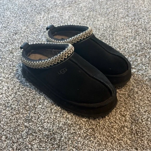 Ugg Tazz Platform Slippers Black Size 8 EUC! - Picture 1 of 7
